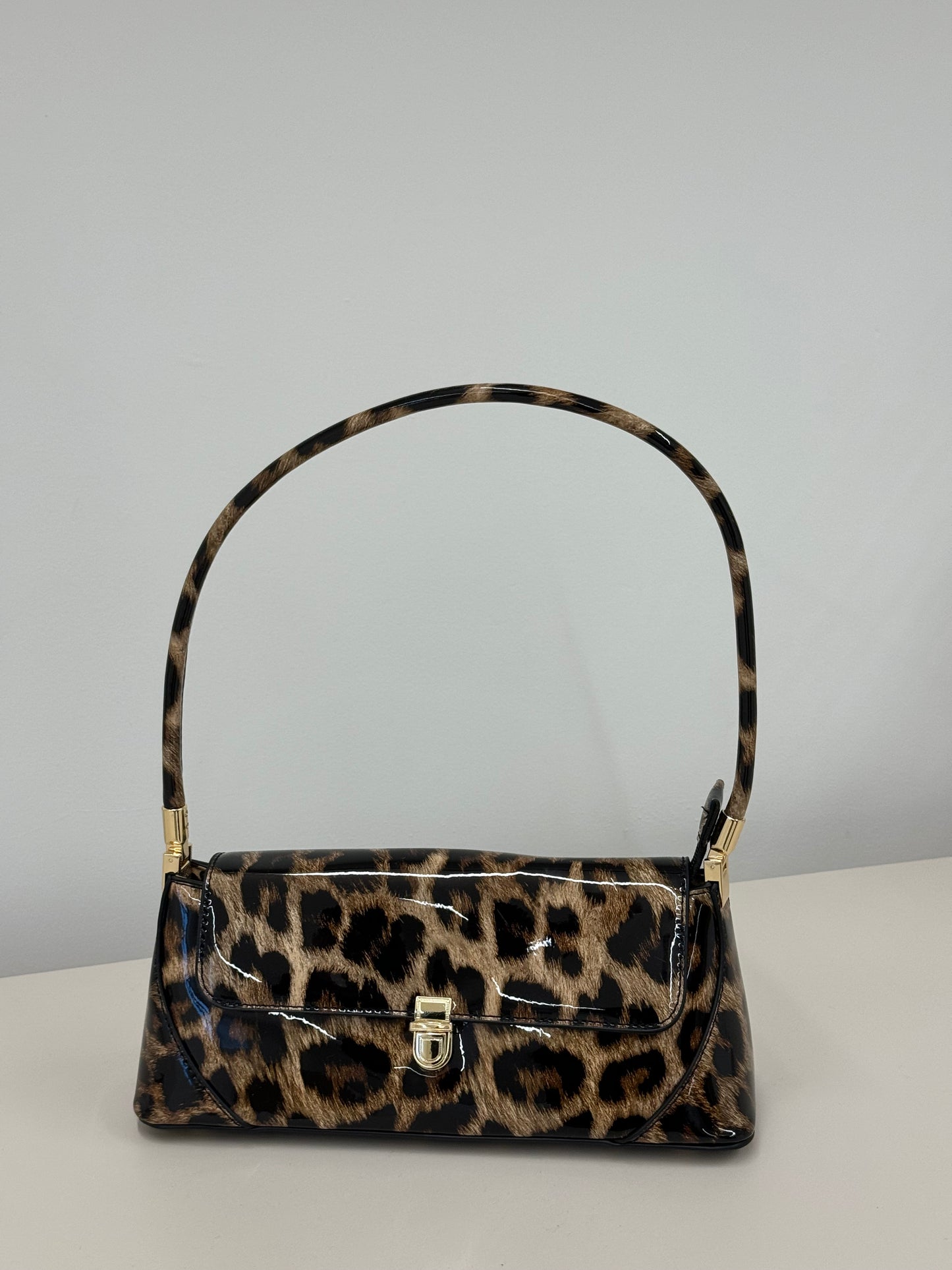 CALIANA SHOULDER BAG IN LEOPARD