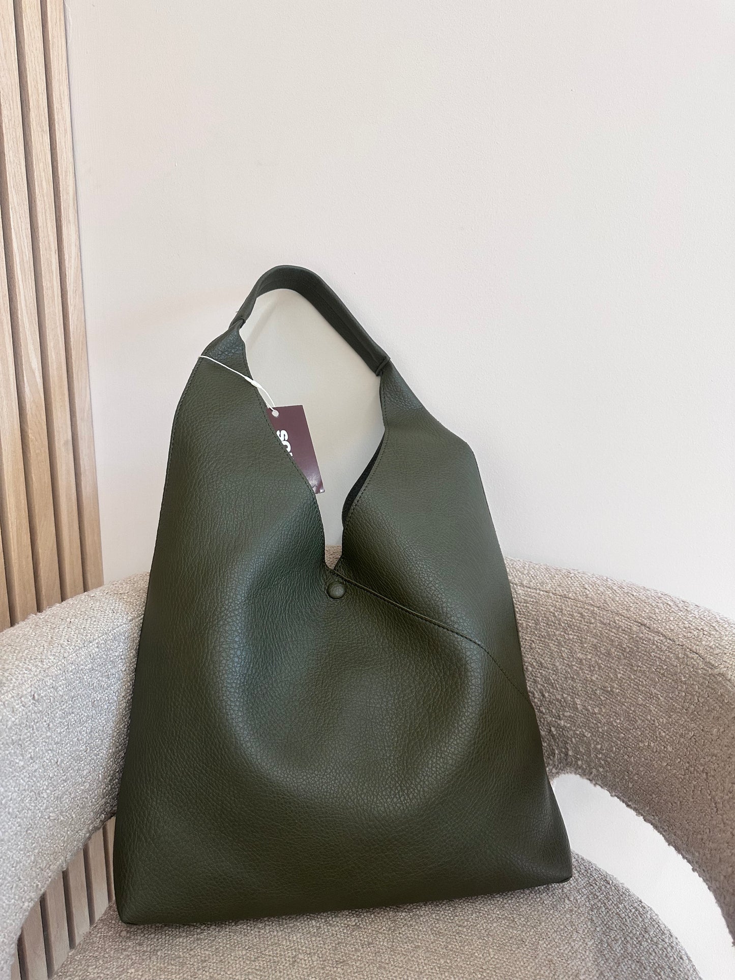 KYOMI SLOUCHY SHOULDER BAG OLIVE