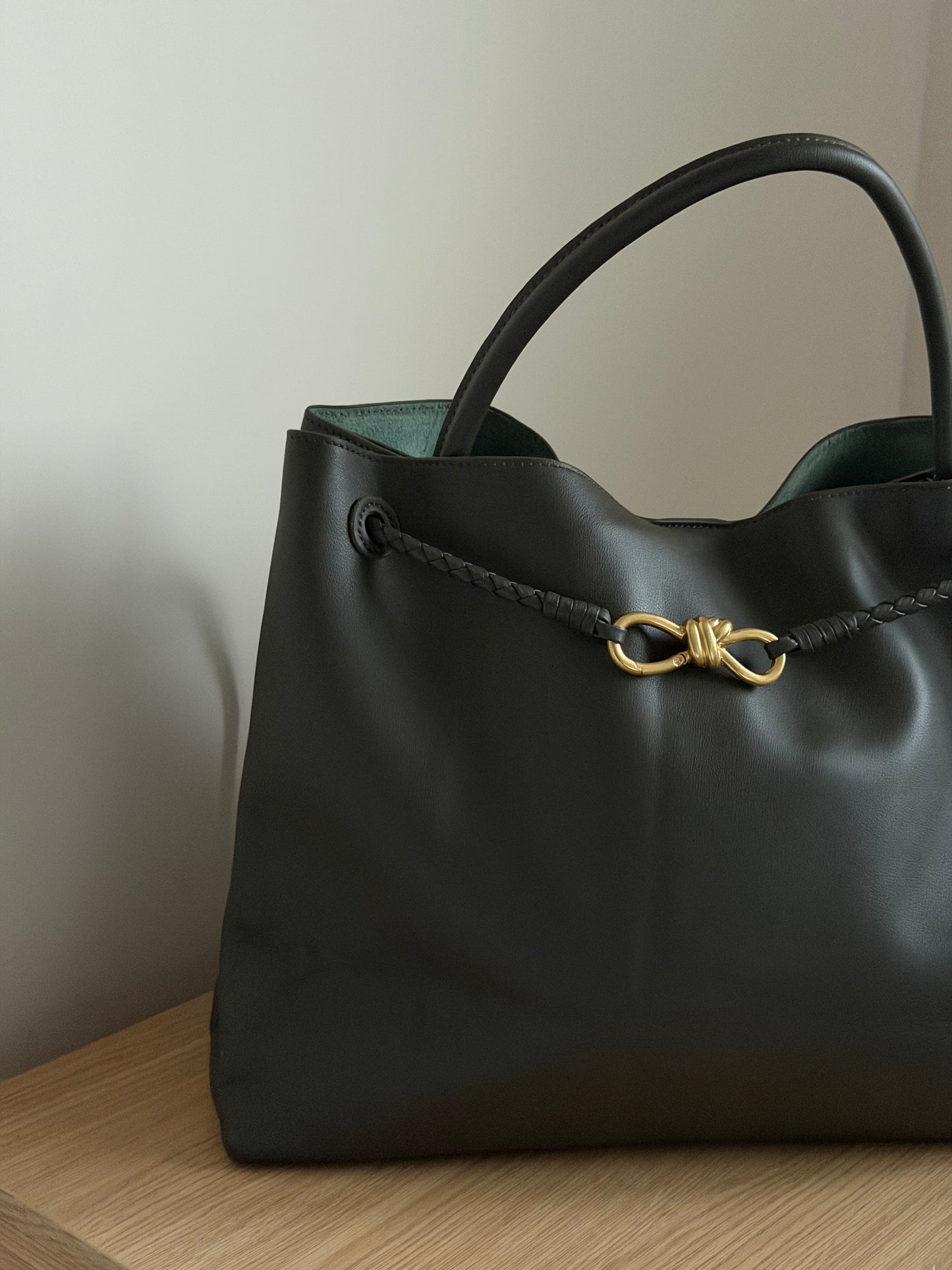 GIGI ULTRA MAXI GENUINE LEATHER