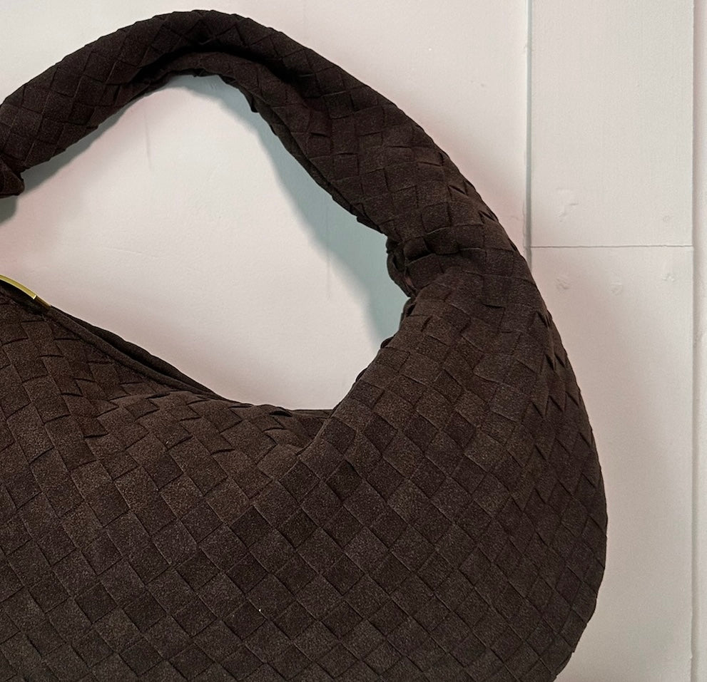 MONA MAXI FAUX SUEDE HANDBAG IN WALNUT