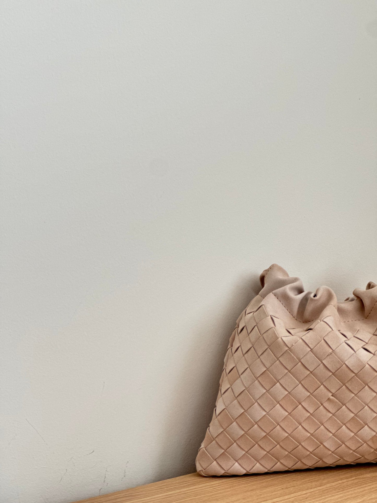 MARGOT SLOUCHY CLUTCH - VEGAN LEATHER
