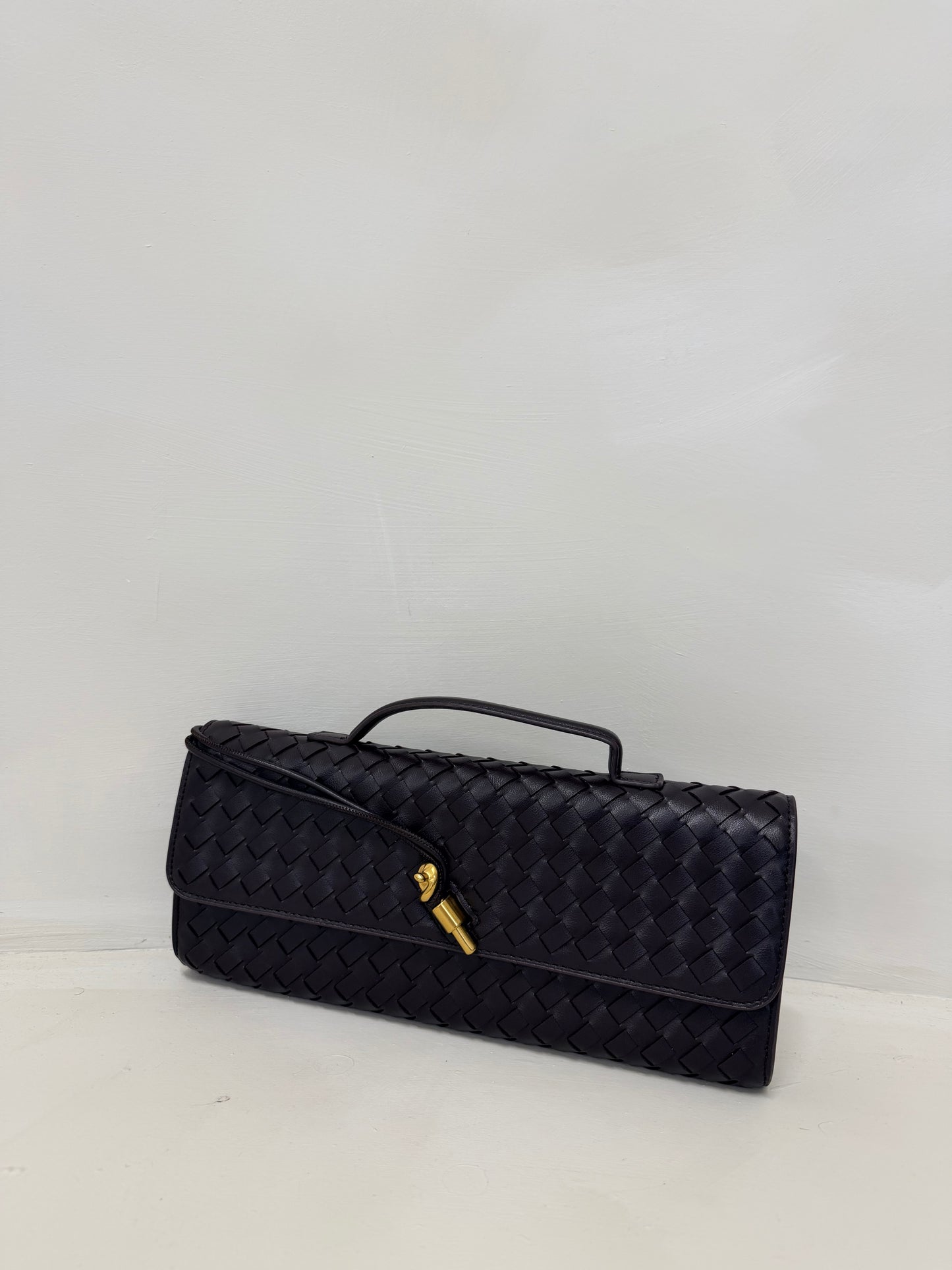 KELLY WOVEN ENVELOPE CLUTCH