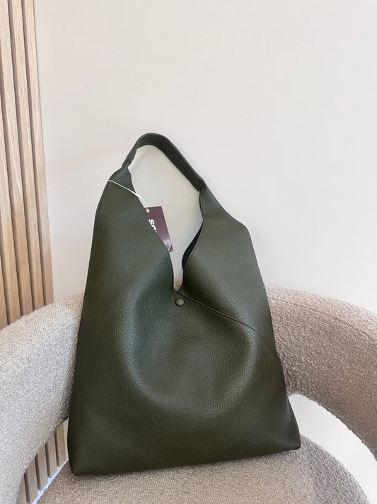 KYOMI SLOUCHY SHOULDER BAG OLIVE