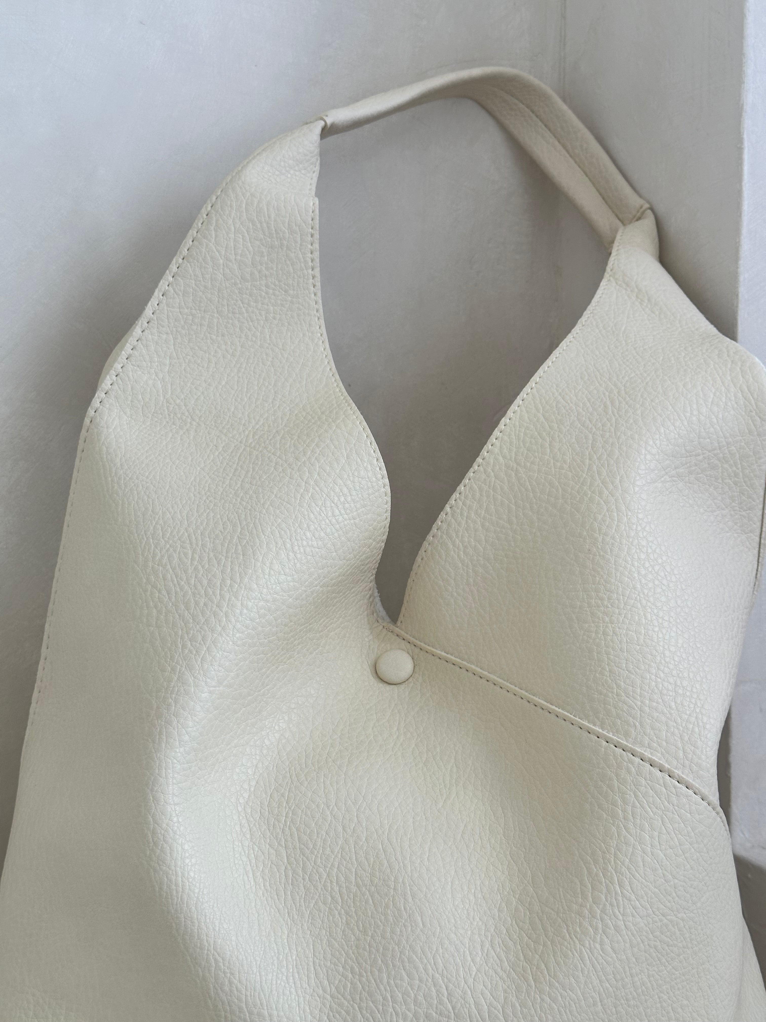 KYOMI SLOUCHY SHOULDER BAG BUTTERCREAM