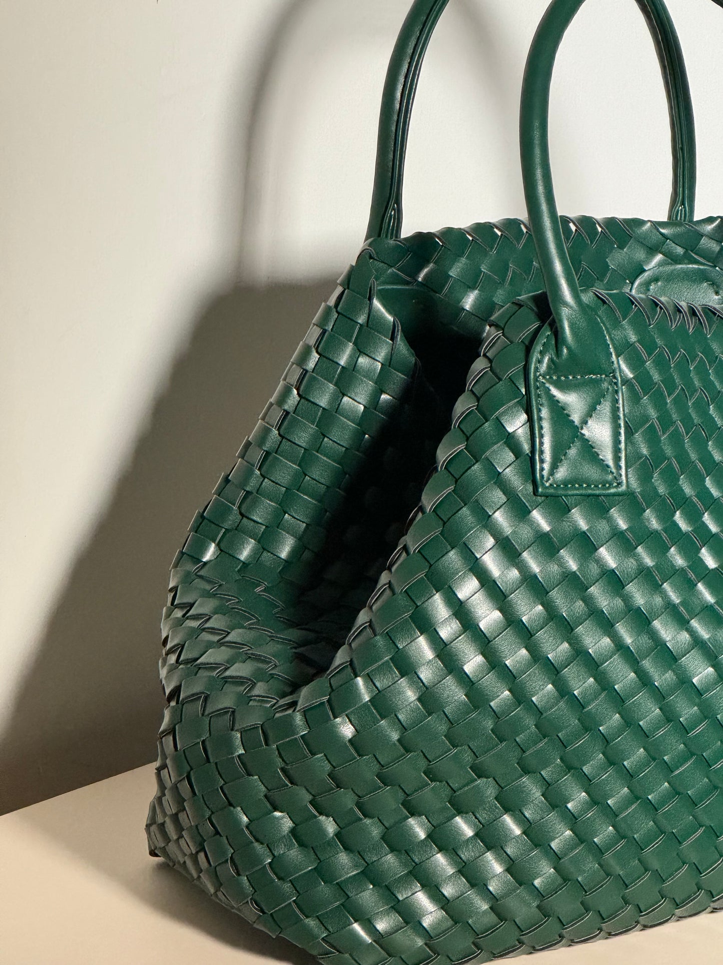 KIKI WOVEN TRANSFORM TOTE BAG