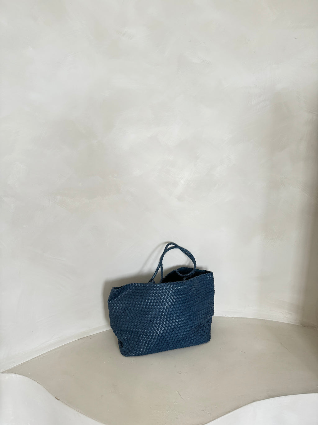 MOLLY XL TOTE BAG