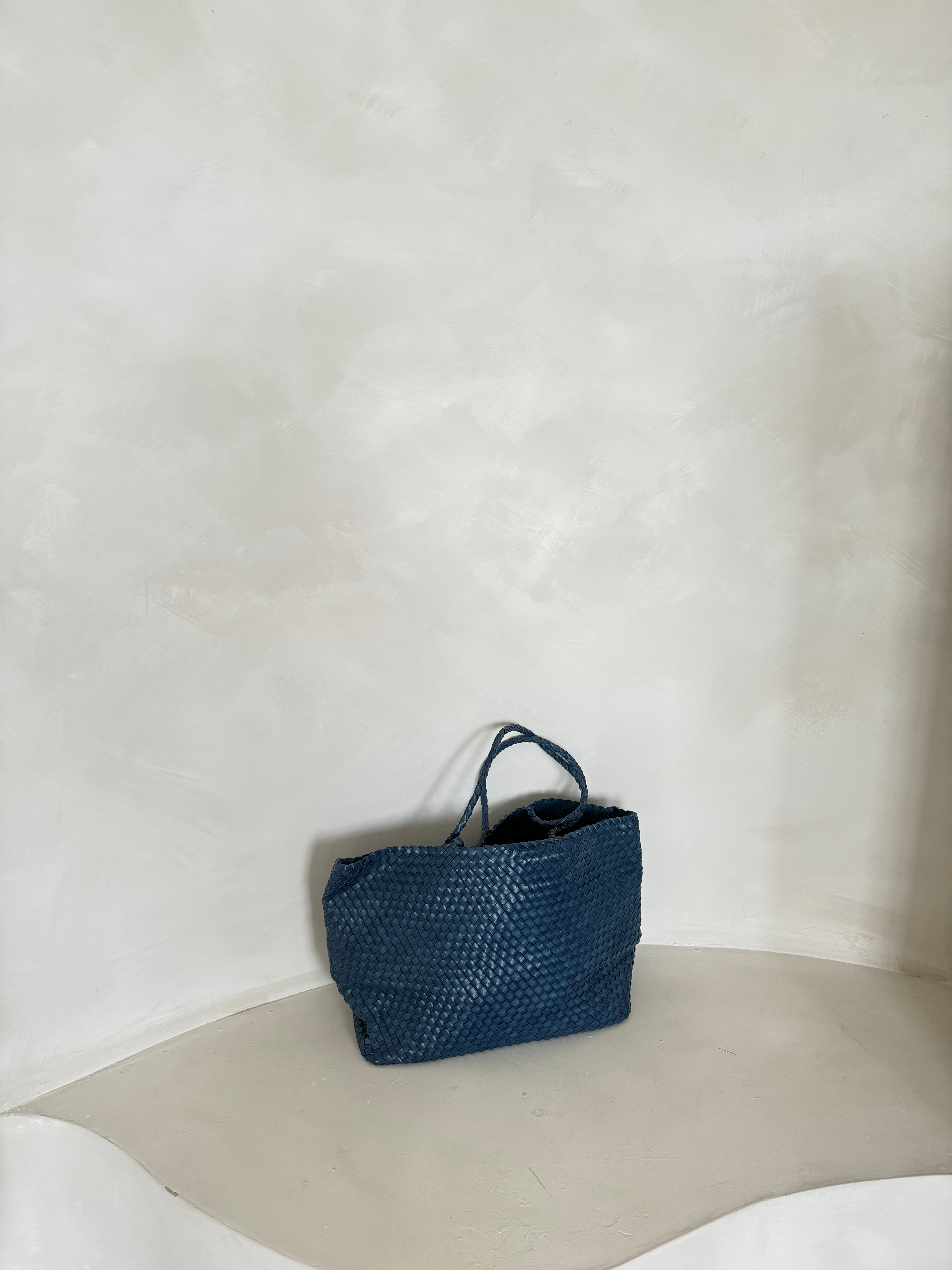 MOLLY XL TOTE BAG