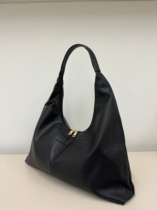 EVELYN SLOUCHY SHOULDER BAG IN LIQUORICE BLACK