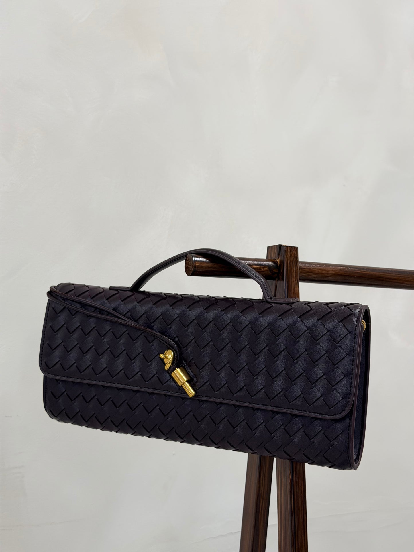 KELLY WOVEN ENVELOPE CLUTCH