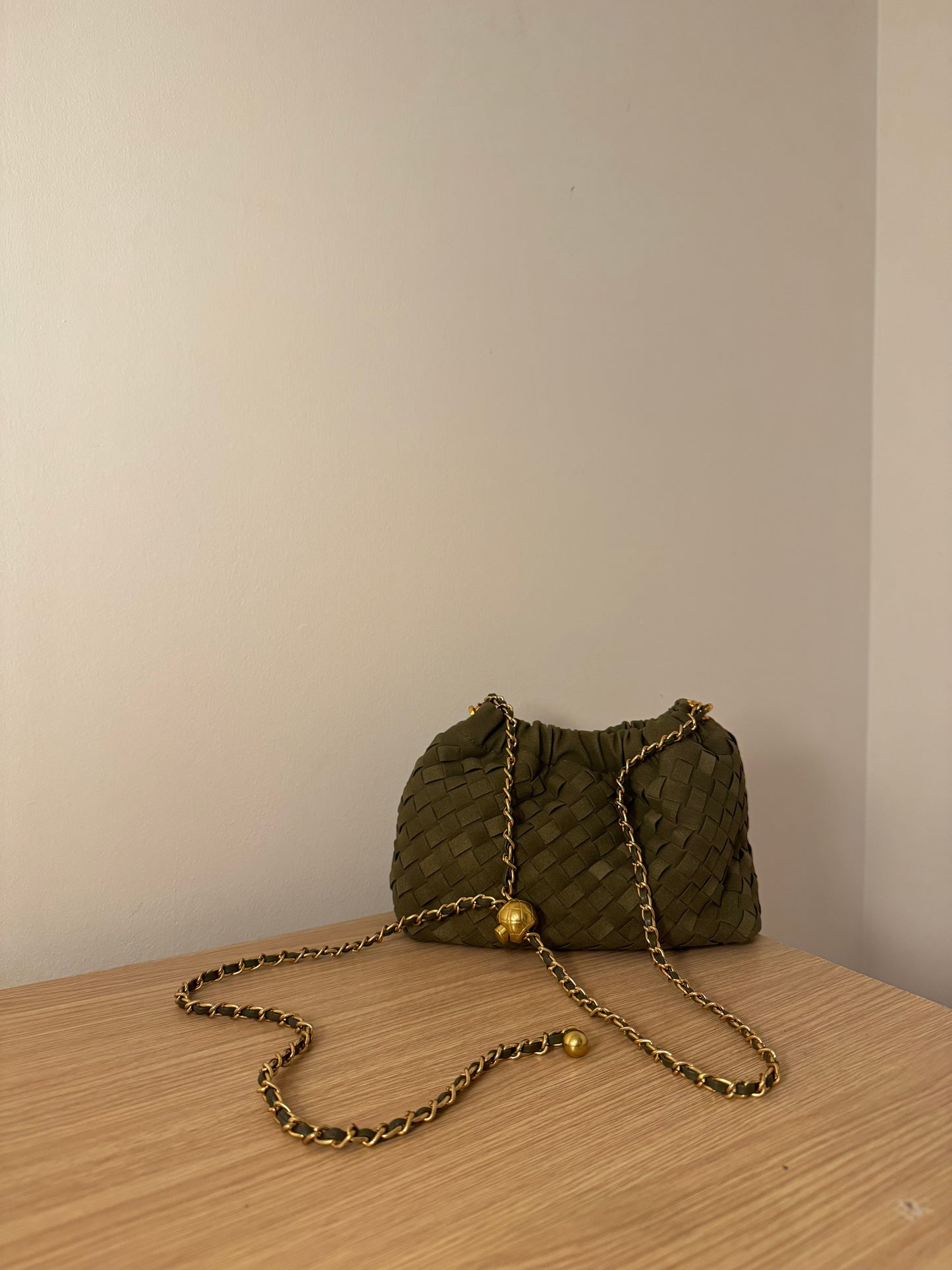 BELLA woven chain clutch bag