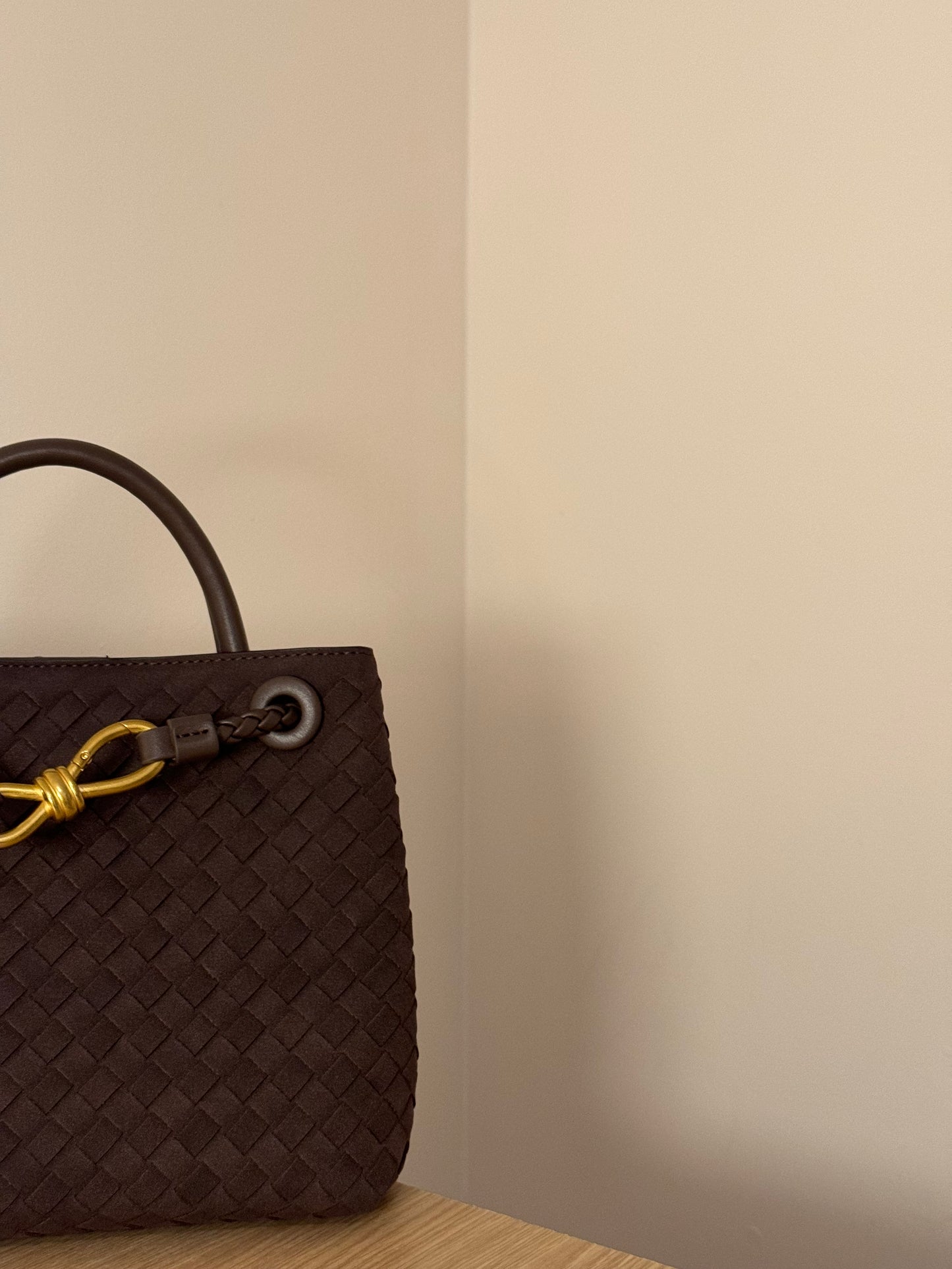 GIGI brushed woven handbag mini